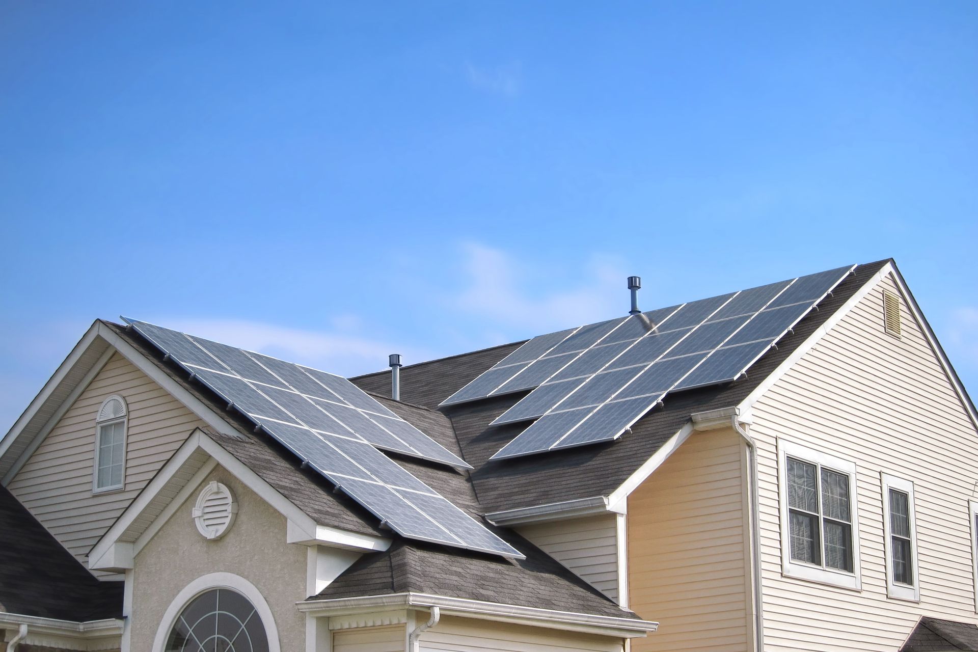 blog-post-header-image5 Simple Ways to Achieve an Energy Efficient Home